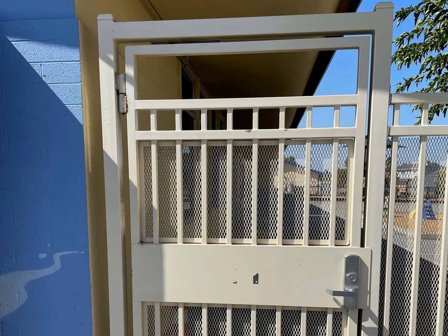 Gate hayward california gate installation company 033025 1