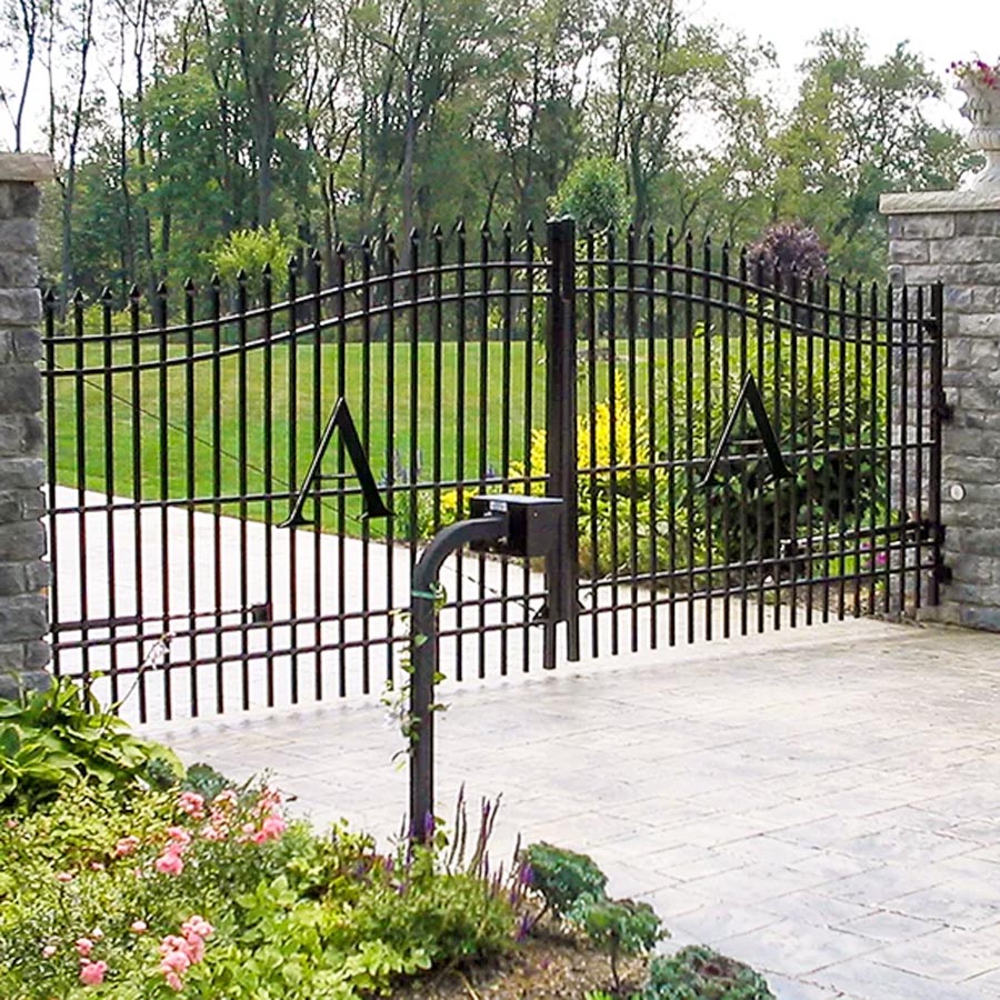 Custom Fabrication Fence Contractor in Hayward California