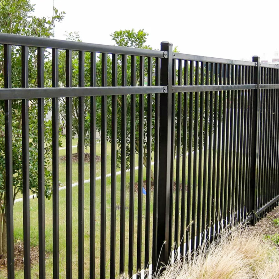 Aluminum Fence Contractor in Hayward California